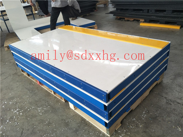 Blue HDPE frontal hockey dasher boards