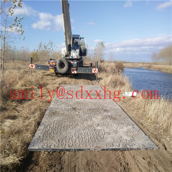 construction road mats installation
