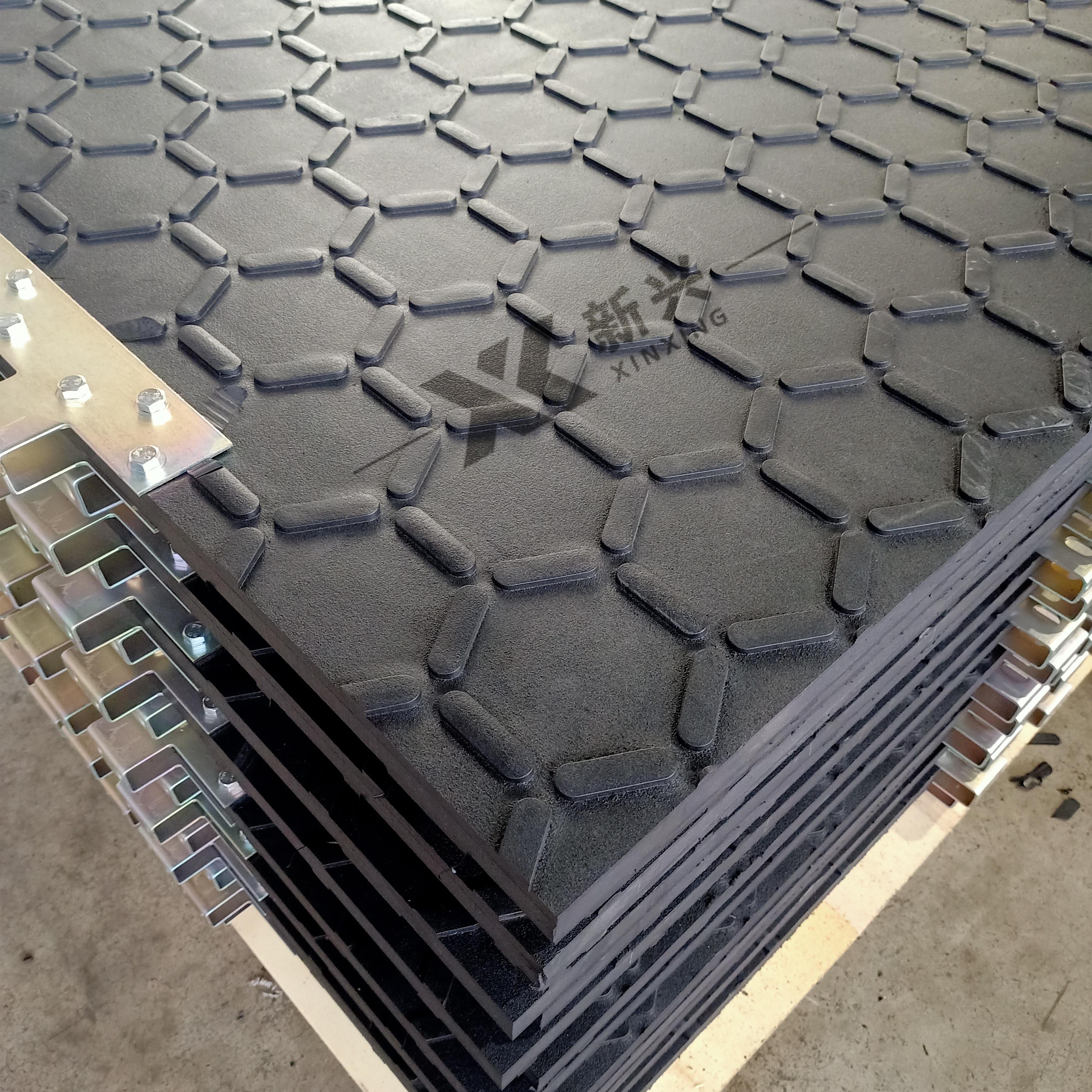 Customized Abrasion-Resistan Construction HDPE Ground Protection Mats UHMWPE Workshop Floor Road Mats