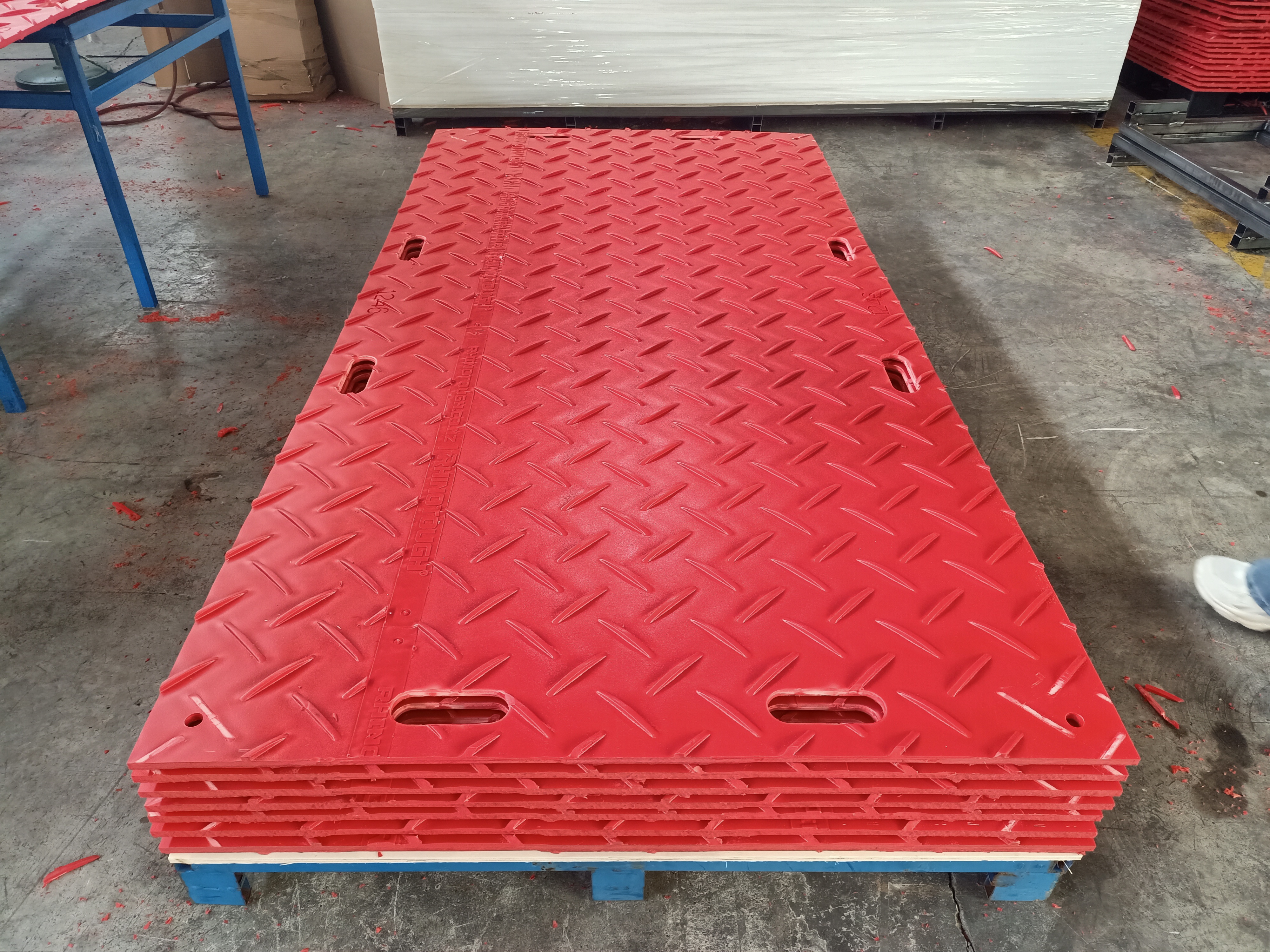 Light duty HDPE Ground Protection Mat-80 Ton Load Capacity