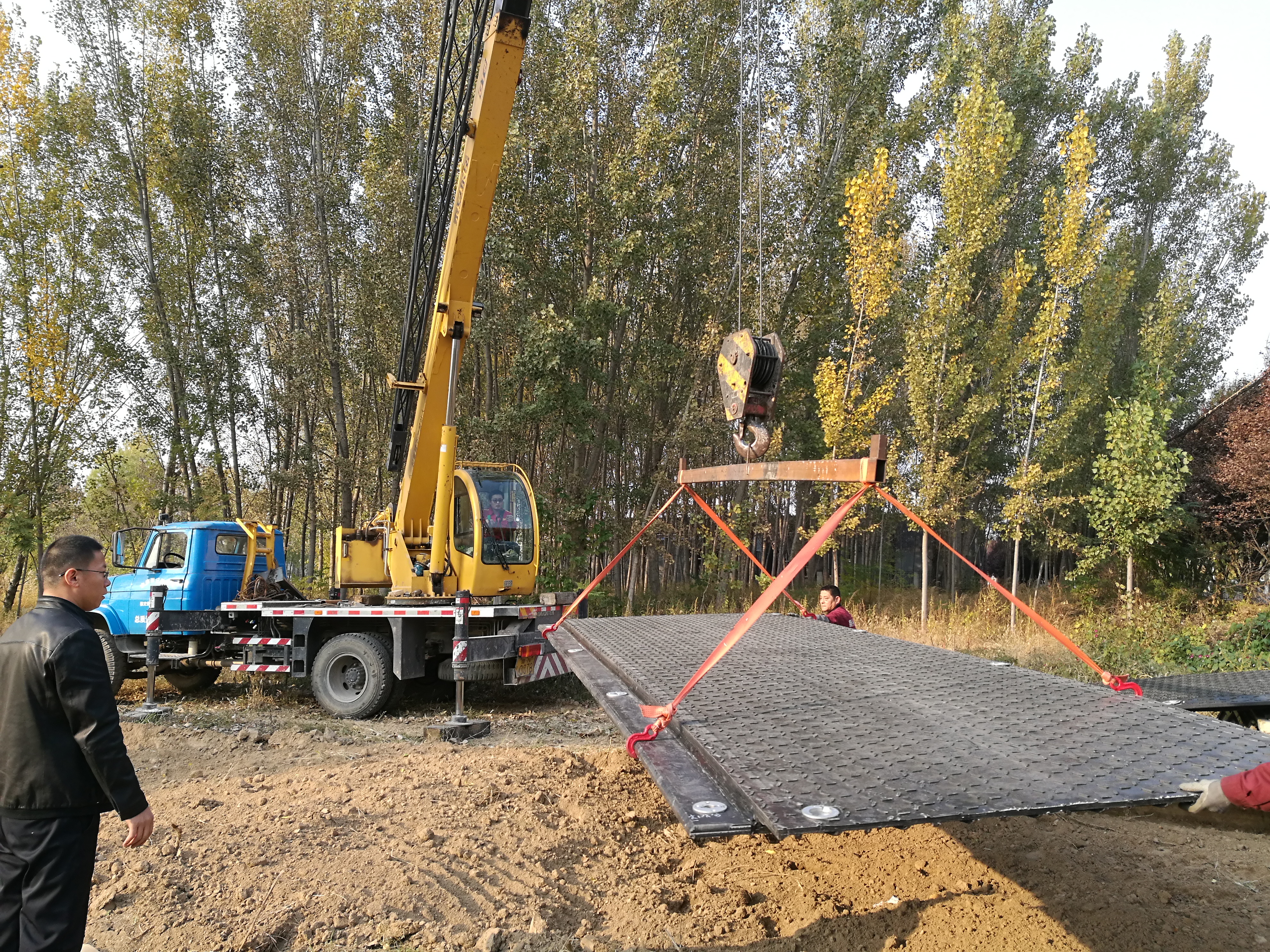 Composite UHMWPE Heavy Duty Interlocking Matting Board for Oil Field